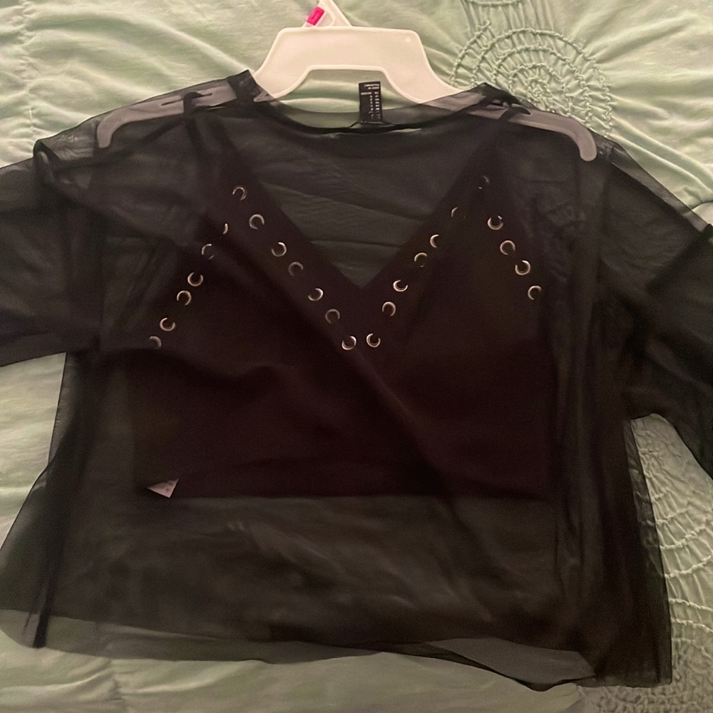 Mesh top - Picture 2 of 2